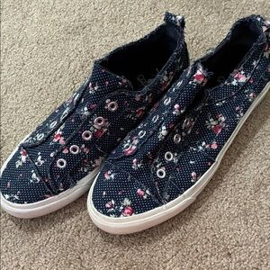 Beautiful Corkys Floral Canvas Sneakers